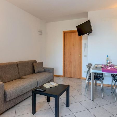 Appartement 6 Happiness à Toscolano Maderno Extérieur photo