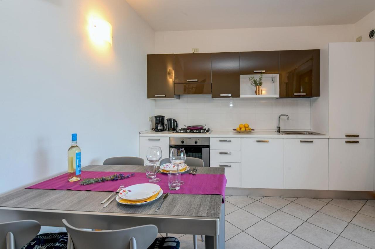 Appartement 6 Happiness à Toscolano Maderno Extérieur photo