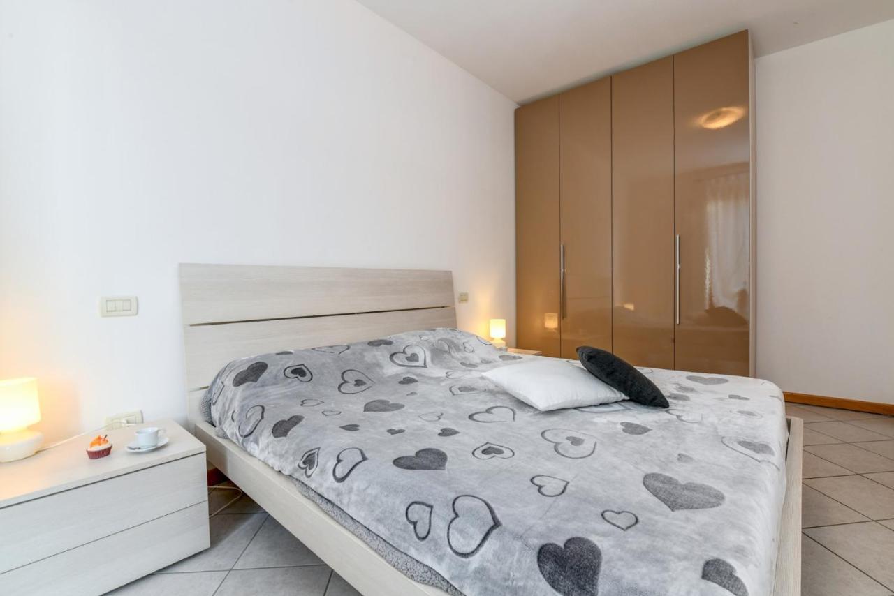 Appartement 6 Happiness à Toscolano Maderno Extérieur photo